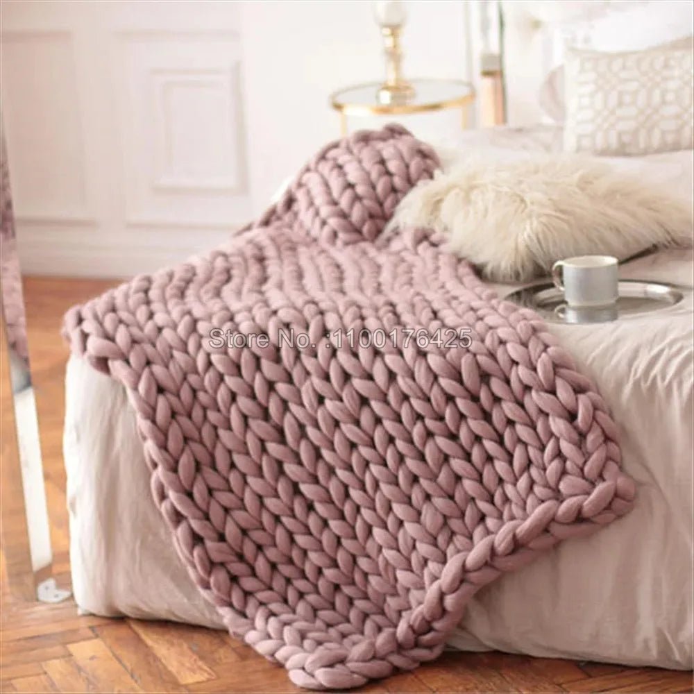 Chunky Knit Blanket - Cozy Home Decor - Hizoni