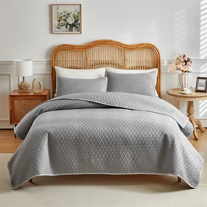 Cotton Bedding Set with Duvet Cover, Sheet and Pillowcases - Hizoni