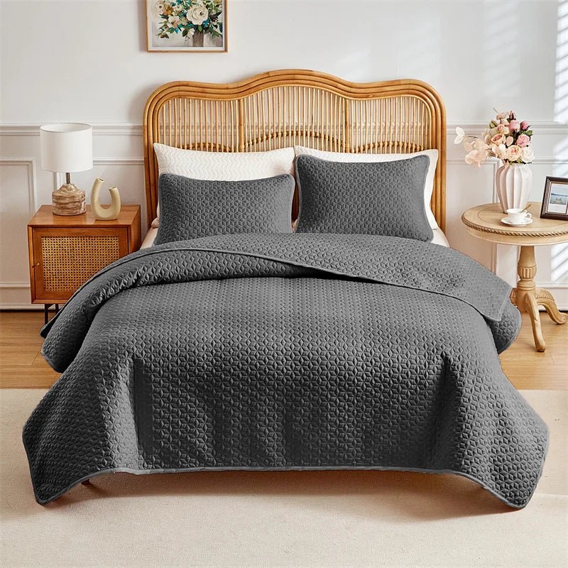 Cotton Bedding Set with Duvet Cover, Sheet and Pillowcases - Hizoni