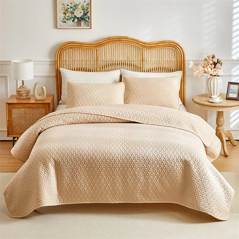 Cotton Bedding Set with Duvet Cover, Sheet and Pillowcases - Hizoni