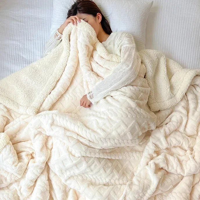 Cozy Woolen Comfort Blanket - Hizoni