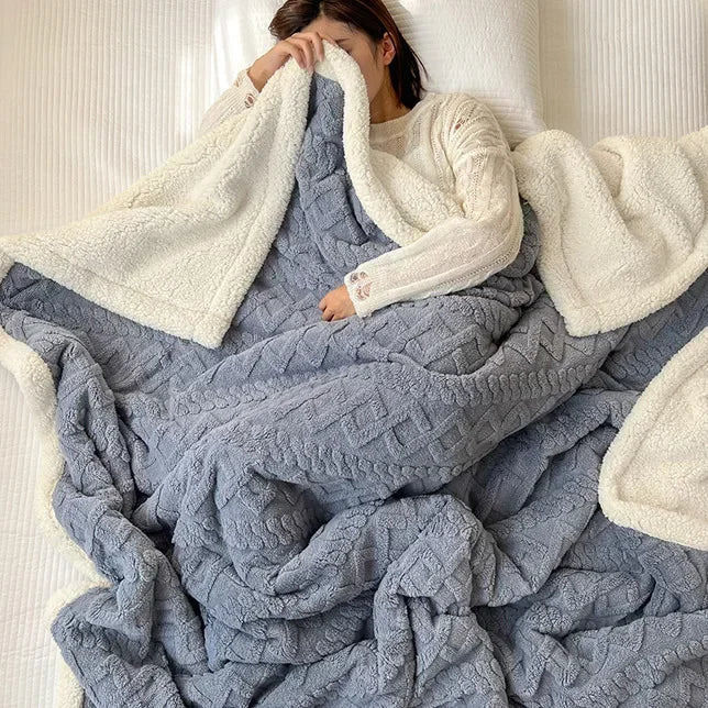 Cozy Woolen Comfort Blanket - Hizoni