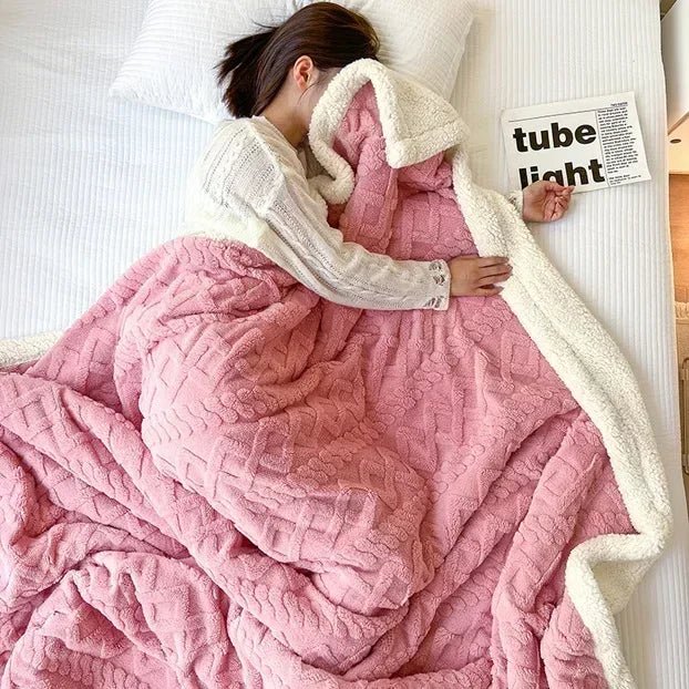 Cozy Woolen Comfort Blanket - Hizoni