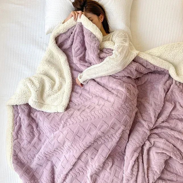 Cozy Woolen Comfort Blanket - Hizoni