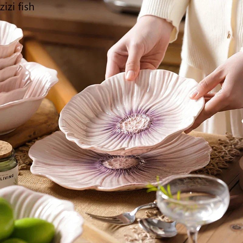 Elegant Floral Ceramic Plate - Hizoni