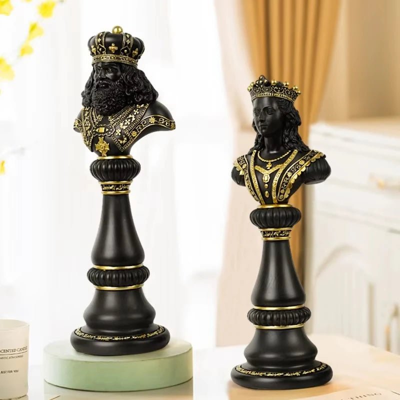 European Style Chess Figures (King, Queen, Knight) - Hizoni
