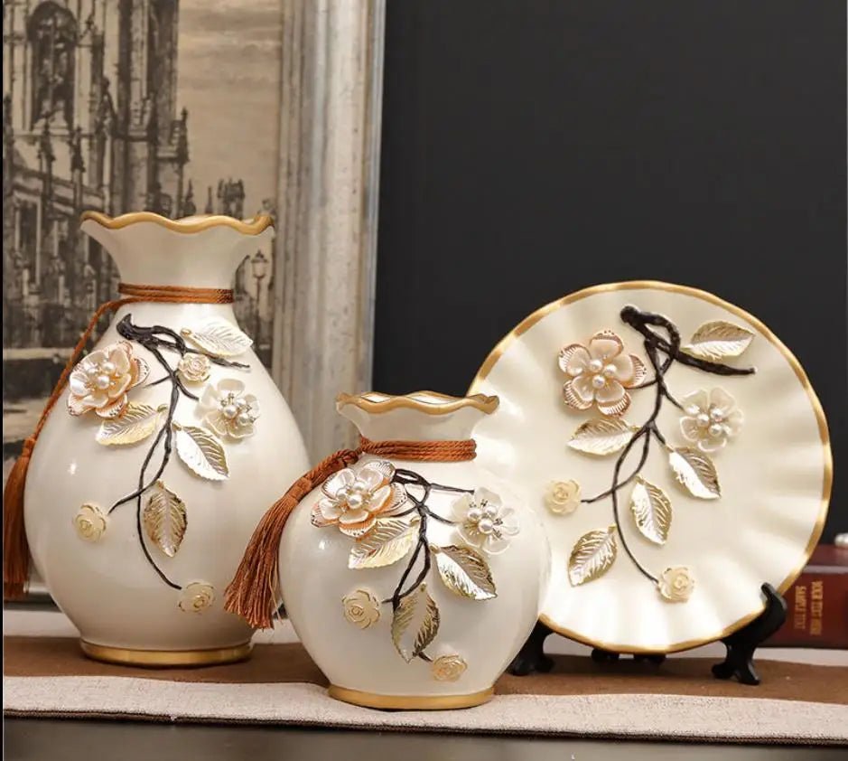Luxury Floral Ceramic Vase Set – 3 - Piece Embossed Home Decor Ornament - Hizoni