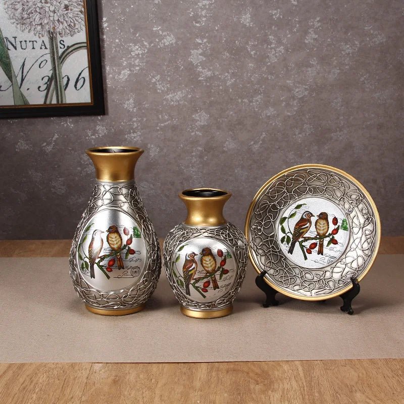 Luxury Floral Ceramic Vase Set – 3 - Piece Embossed Home Decor Ornament - Hizoni
