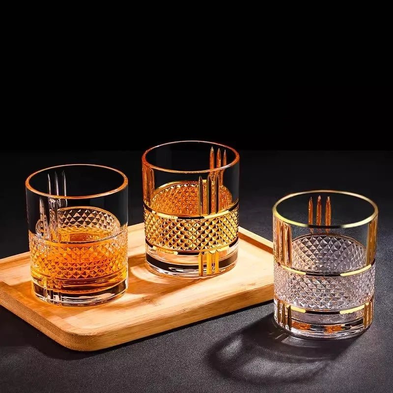 Luxury Gold Rim Whiskey Glass – Elegant Crystal Geometric Rocks Glass - Hizoni