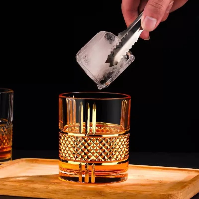Luxury Gold Rim Whiskey Glass – Elegant Crystal Geometric Rocks Glass - Hizoni