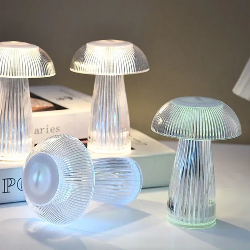 Mini Jellyfish Mushroom Night Light – Portable LED Bedside Mood Lamp - Hizoni