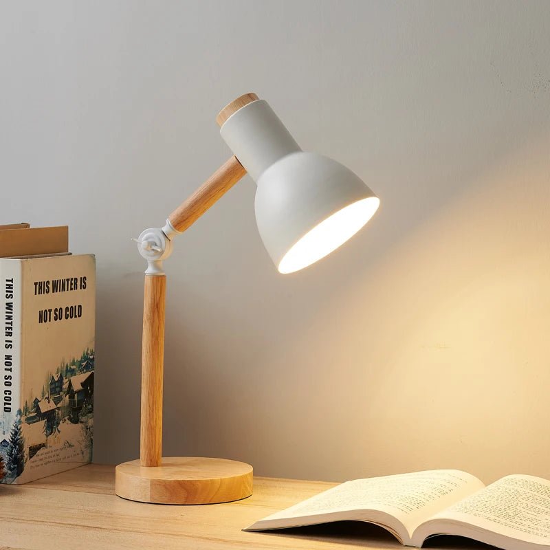 Nordic Wooden LED Desk Lamp - Hizoni
