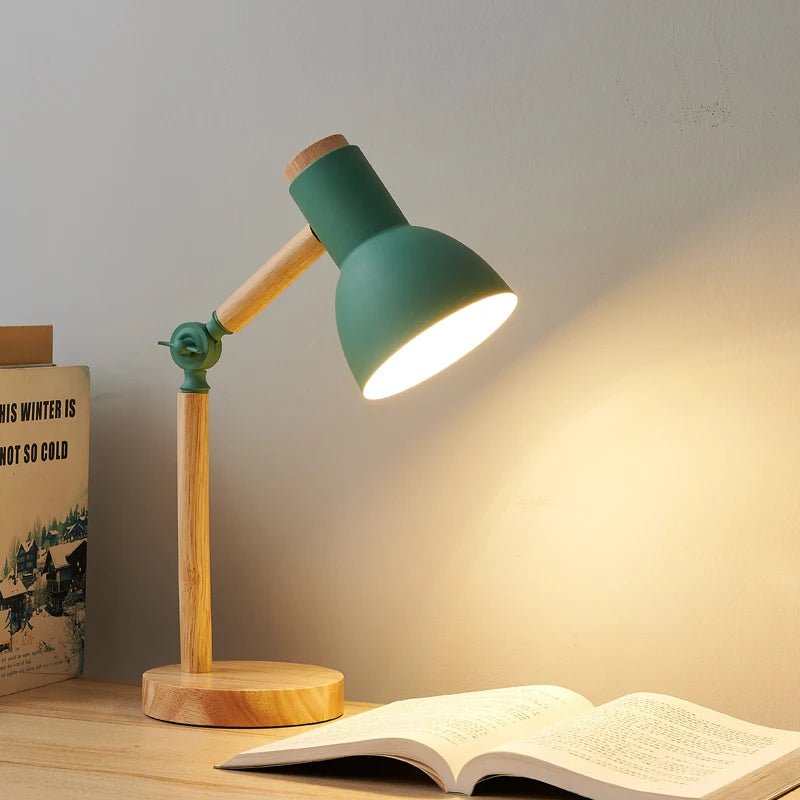 Nordic Wooden LED Desk Lamp - Hizoni