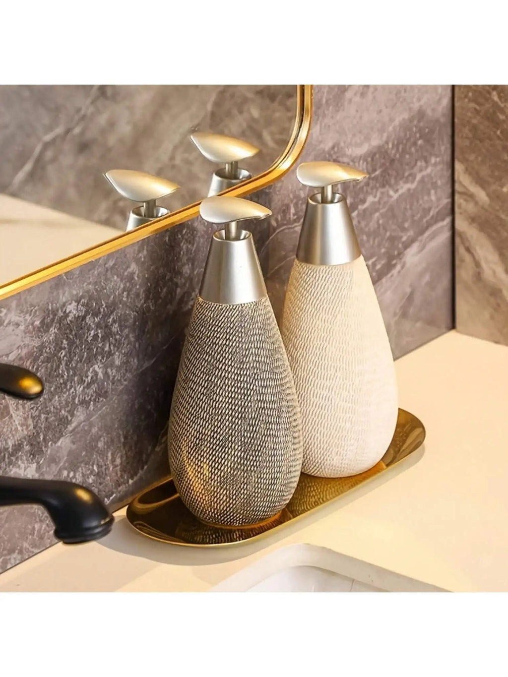 Retro Ceramic Soap Dispenser – Elegant, Durable & Minimalist - Hizoni