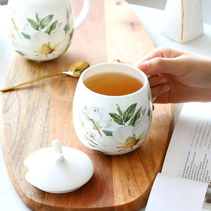 Top - Grade Porcelain Tea Cup – 400ml Floral Bone China Mug with Lid - Hizoni
