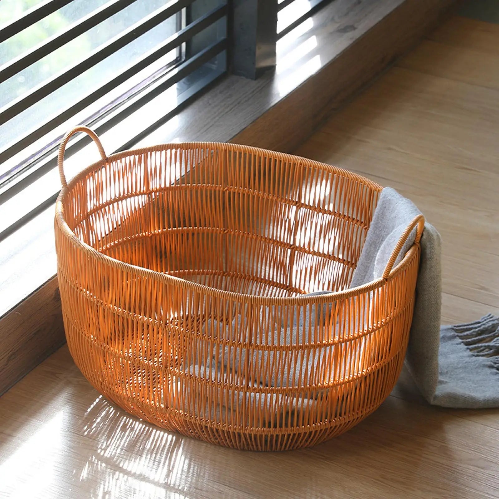 Versatile Woven Laundry Basket - Hizoni